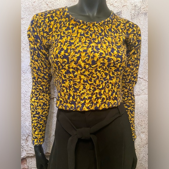 Moussy Cropped Navy/Yellow Sweater - Picture 1 of 7